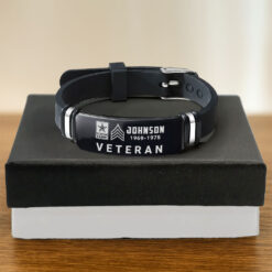 Personalized US Army Veteran Bracelet – Custom Name, Rank & Service Years Gift for Military Retired Men MQTZ5070503