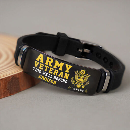 Personalized US Army Veteran Bracelet – Custom Name, Rank & Service Years Gift for Military Retired Men MQTZ5070504 - Image 2