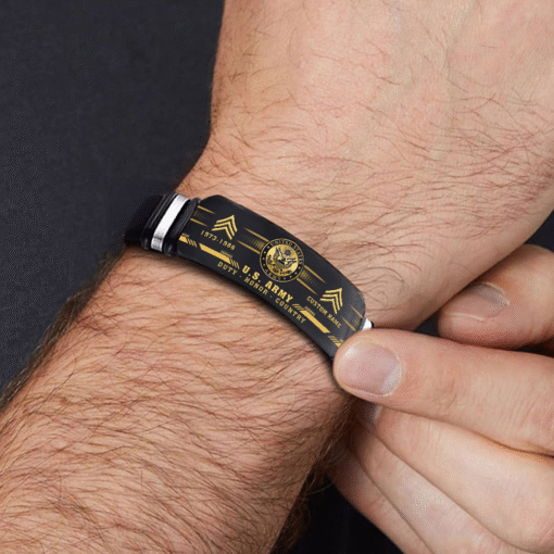Personalized US Army Veteran Bracelet – Custom Name, Rank & Service Years Gift for Military Retired Men MQTZ5070505 - Image 3