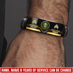 Personalized US Army Veteran Bracelet – Custom Name, Rank & Service Years Gift for Military Retired Men MQTZ5070506
